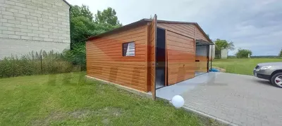 Garaż blaszany + wiata dwuspadowy drewnopodobny MULTIGROS 7,5m x 5m